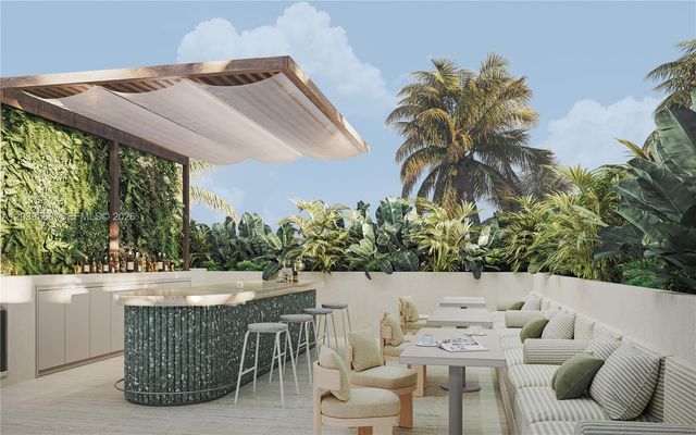 260 Collins Ave 110, Miami Beach, FL 33139