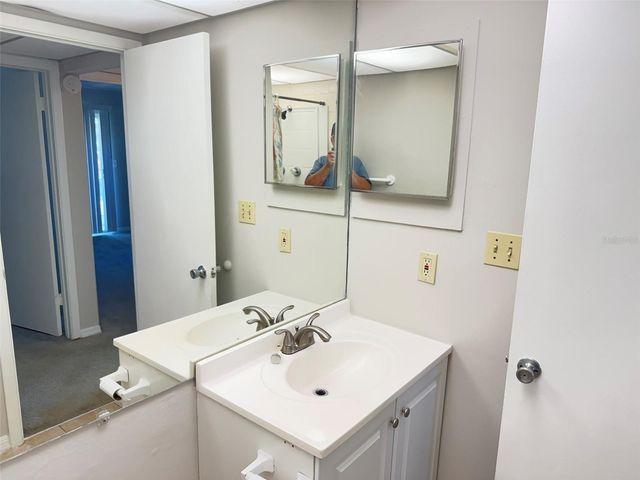 201 KINGS BOULEVARD 5, Sun City Center, FL 33573