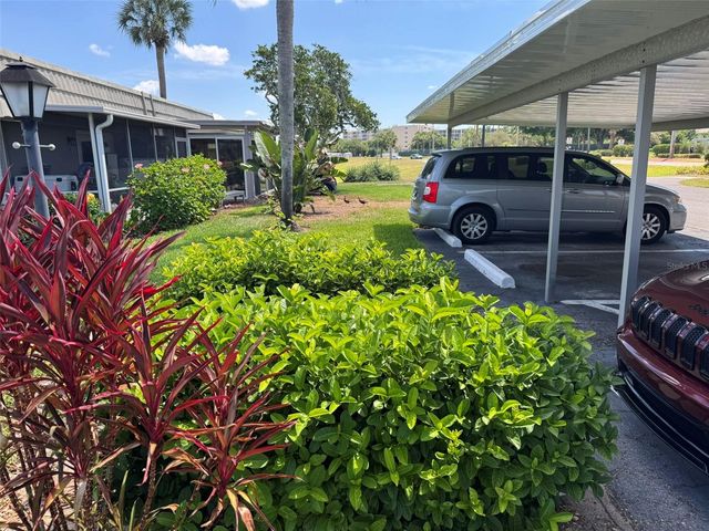 201 KINGS BOULEVARD 5, Sun City Center, FL 33573