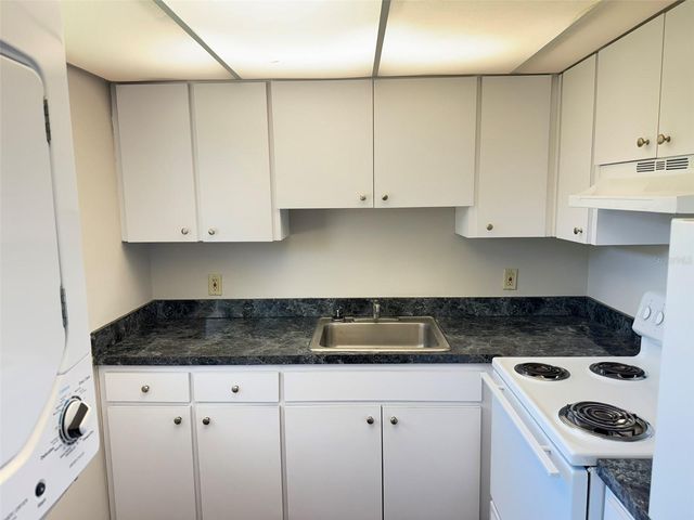 201 KINGS BOULEVARD 5, Sun City Center, FL 33573
