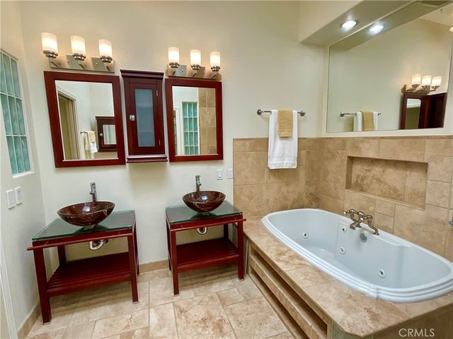 22814 Sailwind Way 68, Lake Forest, CA 92630