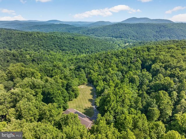 2710 TUCKERS LN, Linden, VA 22642