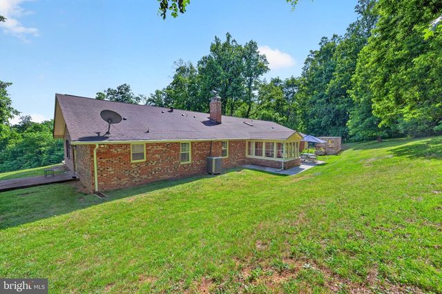 2710 TUCKERS LN, Linden, VA 22642