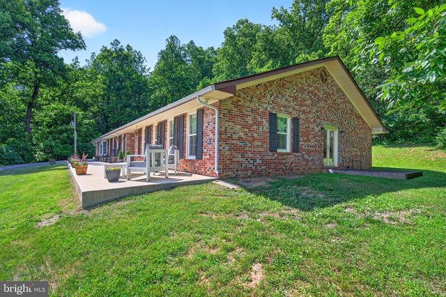 2710 TUCKERS LN, Linden, VA 22642