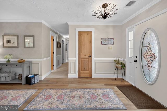 2710 TUCKERS LN, Linden, VA 22642