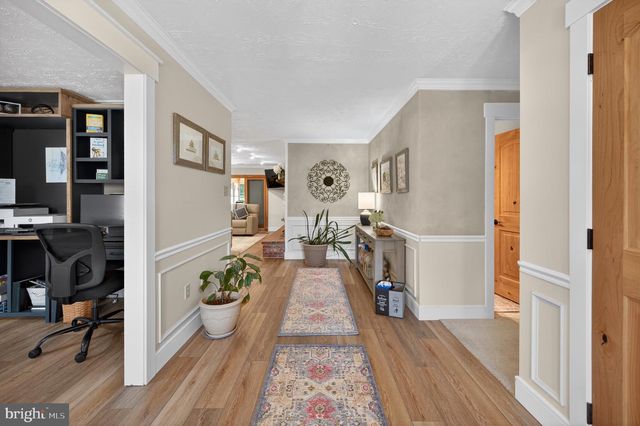 2710 TUCKERS LN, Linden, VA 22642