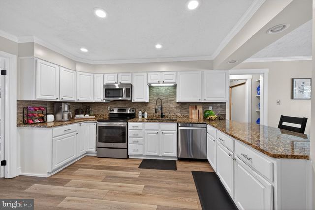 2710 TUCKERS LN, Linden, VA 22642