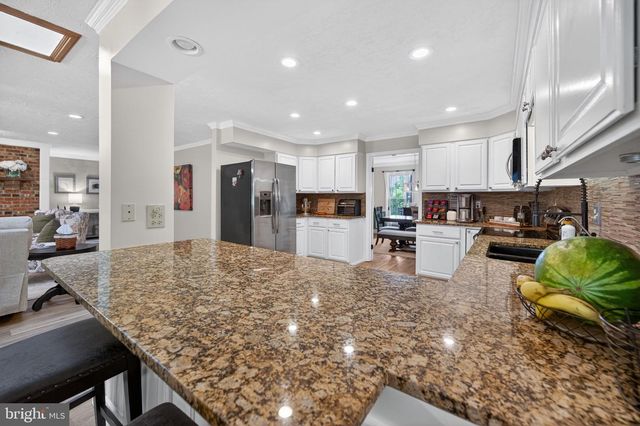 2710 TUCKERS LN, Linden, VA 22642