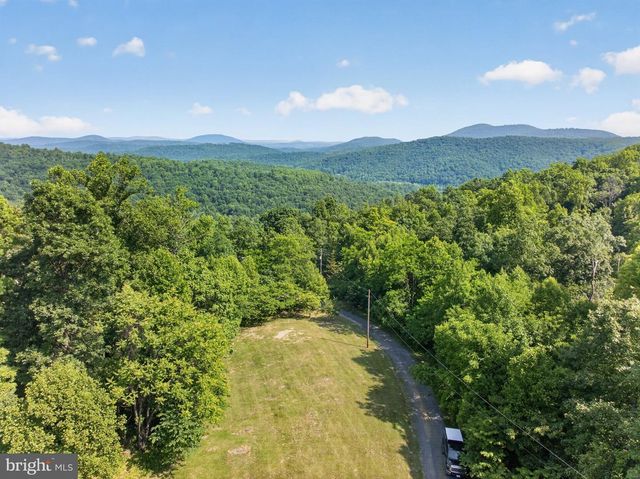2710 TUCKERS LN, Linden, VA 22642