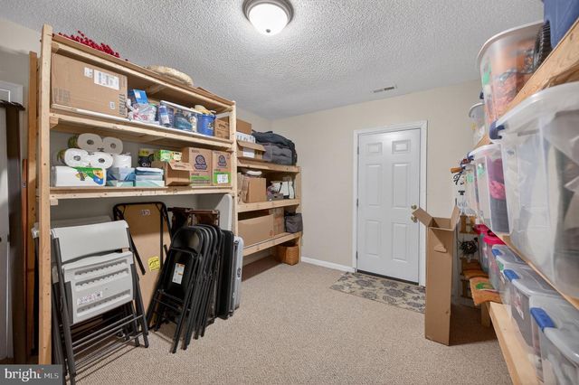 2710 TUCKERS LN, Linden, VA 22642