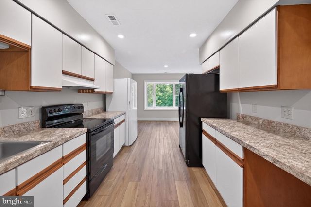 2710 TUCKERS LN, Linden, VA 22642