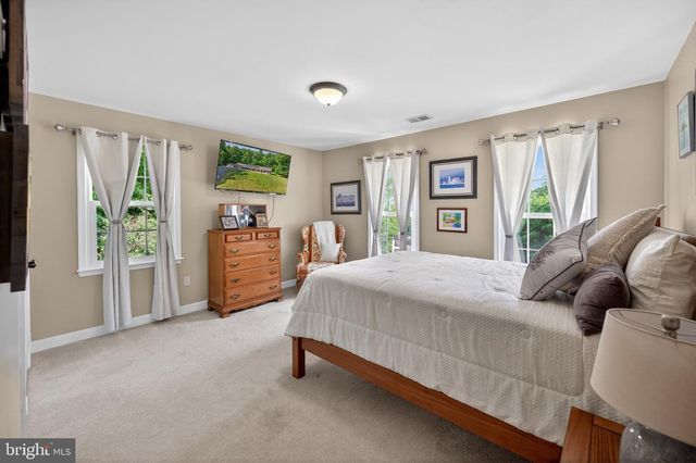 2710 TUCKERS LN, Linden, VA 22642