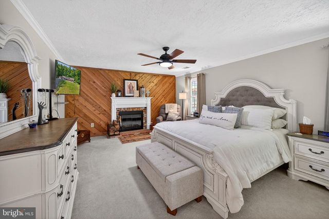 2710 TUCKERS LN, Linden, VA 22642