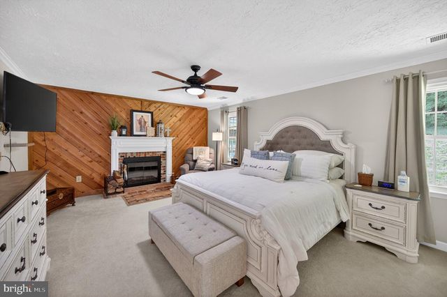 2710 TUCKERS LN, Linden, VA 22642