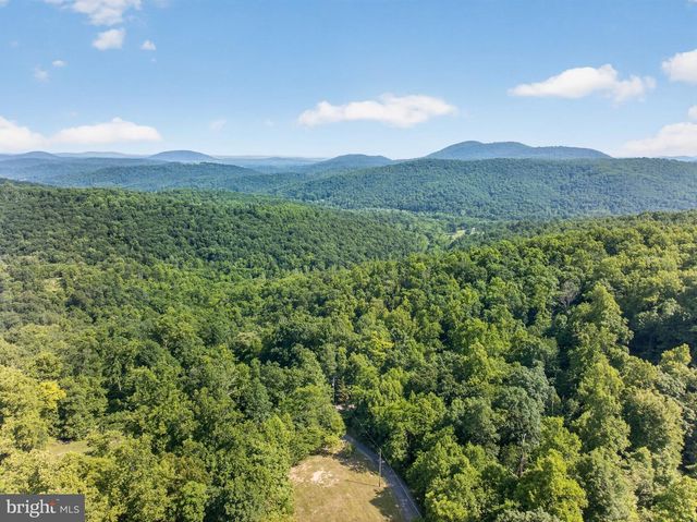 2710 TUCKERS LN, Linden, VA 22642