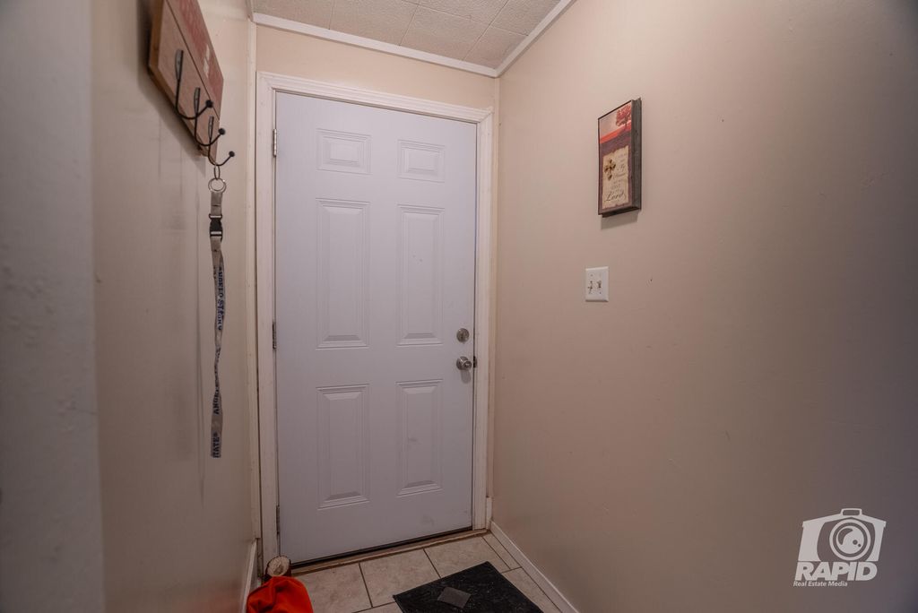 Image 8 of property listing at 410 Spaulding Street, San Angelo, TX 76903
