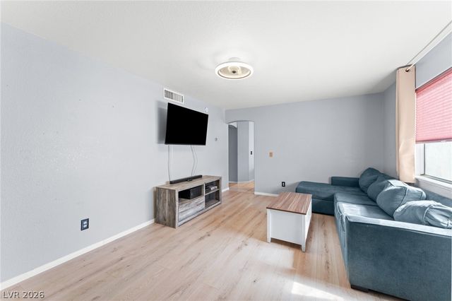 7567 Glowing Ember Court 101, Las Vegas, NV 89130
