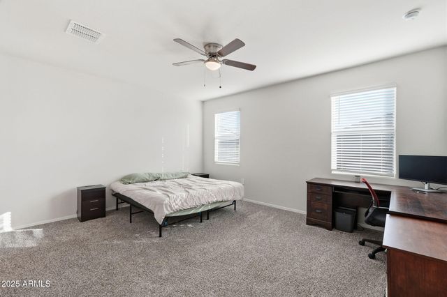 18591 W DESERT HOLLOW Drive, Surprise, AZ 85387