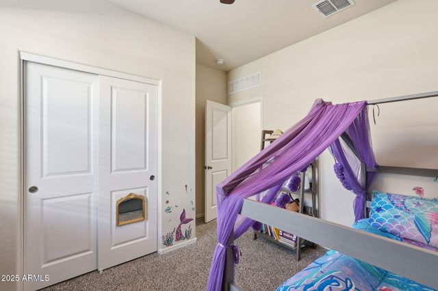 18591 W DESERT HOLLOW Drive, Surprise, AZ 85387