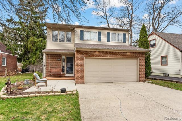 150 Exmoor Road, Waterford, MI 48328