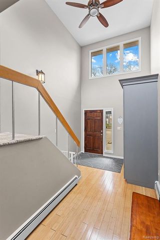 150 Exmoor Road, Waterford, MI 48328