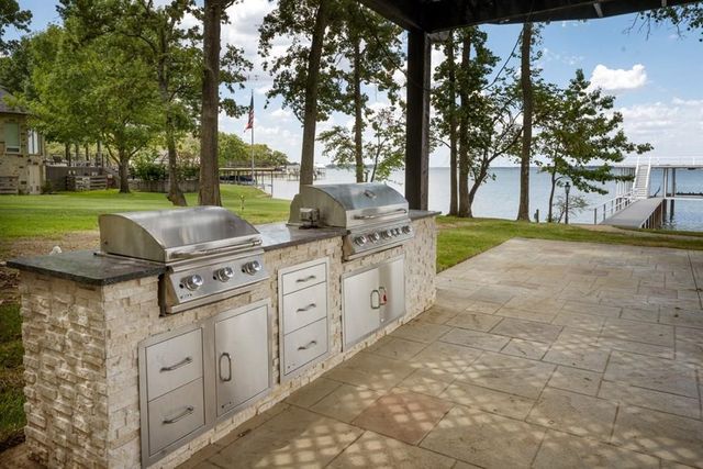 106 Brentwood Drive, Trinidad, TX 75163