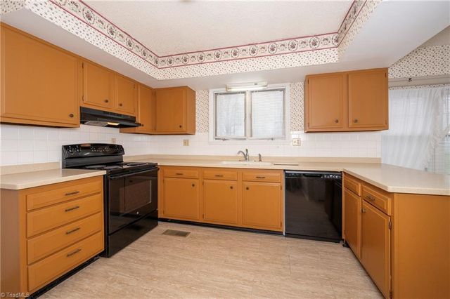 182 Pine Valley Road, Mocksville, NC 27028