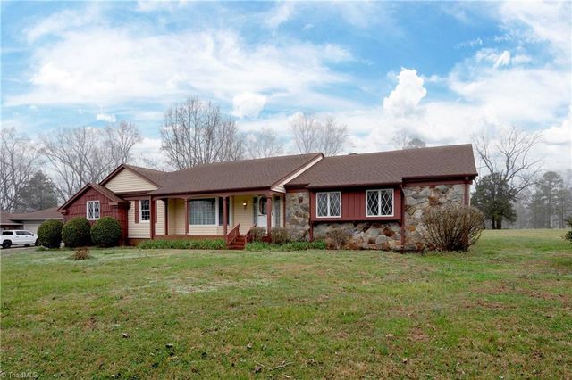 182 Pine Valley Road, Mocksville, NC 27028