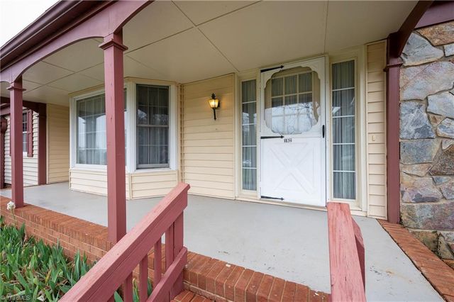 182 Pine Valley Road, Mocksville, NC 27028