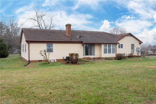 182 Pine Valley Road, Mocksville, NC 27028