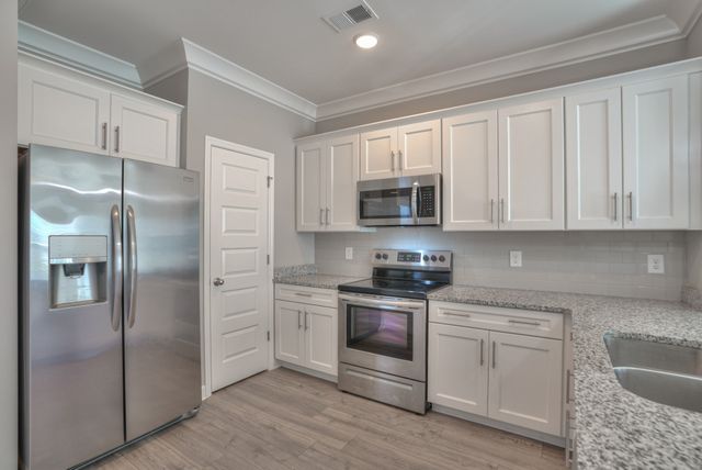 212 Mansfield Dr, Gallatin, TN 37066