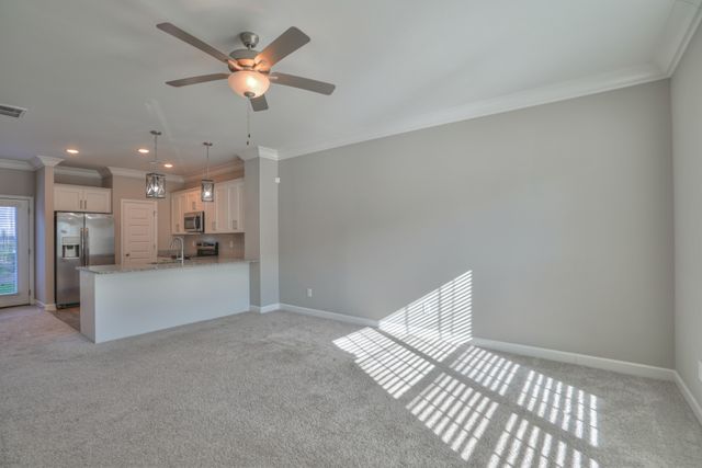 212 Mansfield Dr, Gallatin, TN 37066