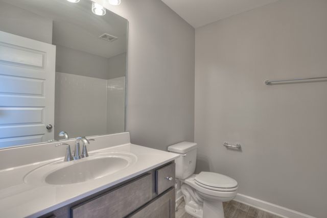 212 Mansfield Dr, Gallatin, TN 37066