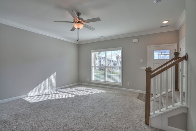 212 Mansfield Dr, Gallatin, TN 37066