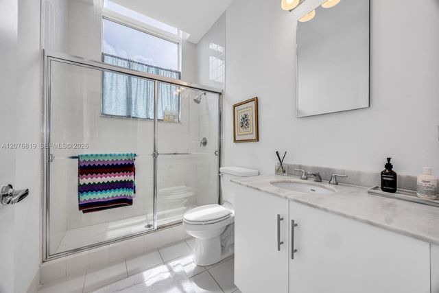 725 NE 22nd Street PH2A, Miami, FL 33137