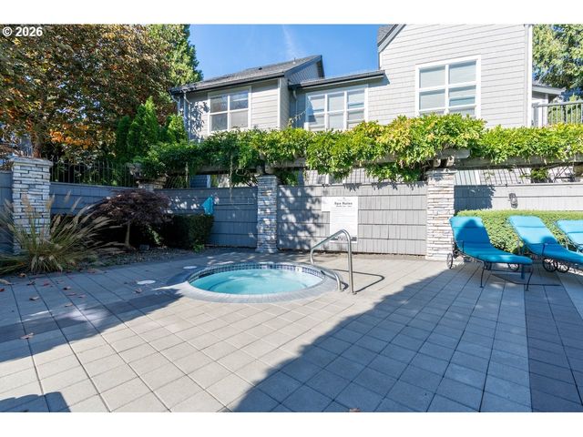 1815 Se CUTTER Ln, Vancouver, WA 98661