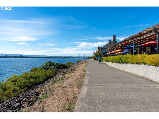 1815 Se CUTTER Ln, Vancouver, WA 98661