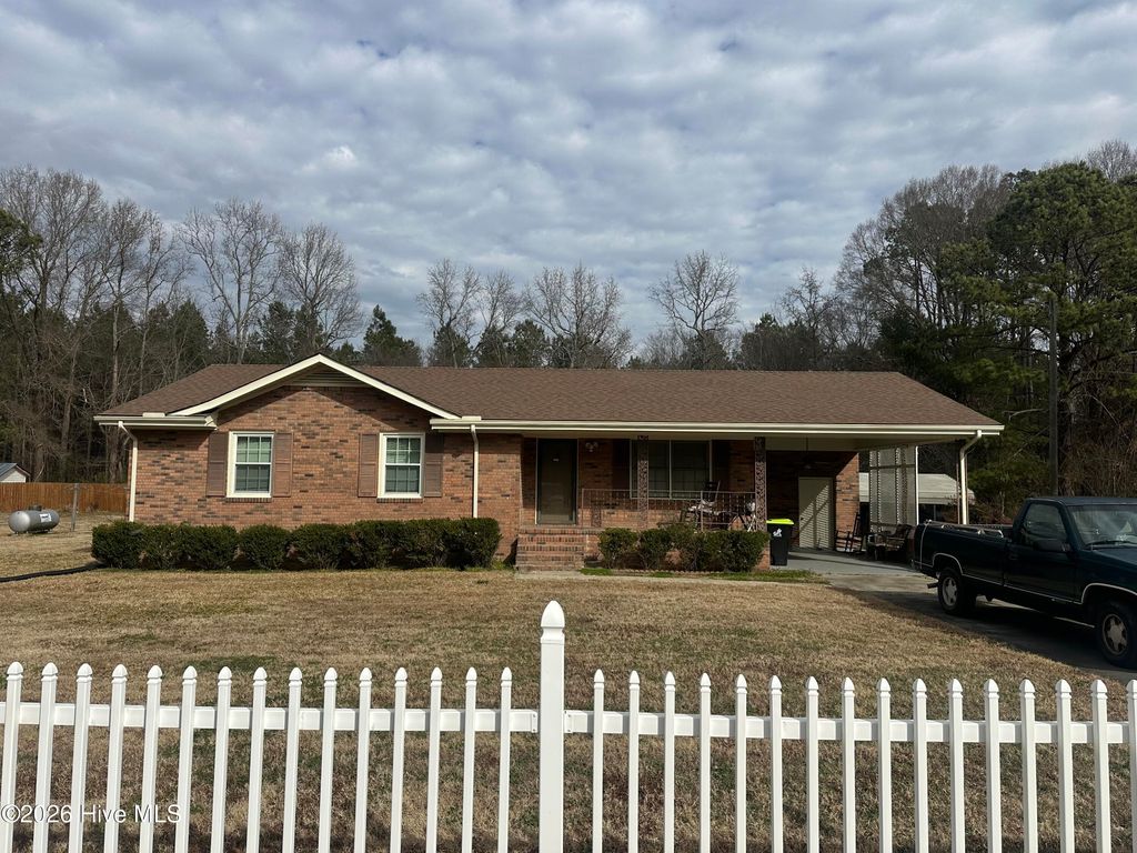 134 Moores Subdivision Road, Jackson, NC 27845