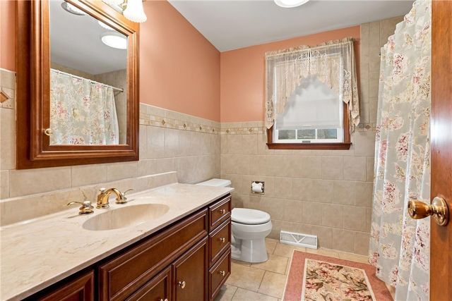 6090 Stone Post Road, East Allen Twp, PA 18014