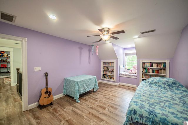19 Greenwood Place, Paducah, KY 42003