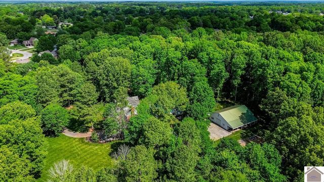 19 Greenwood Place, Paducah, KY 42003