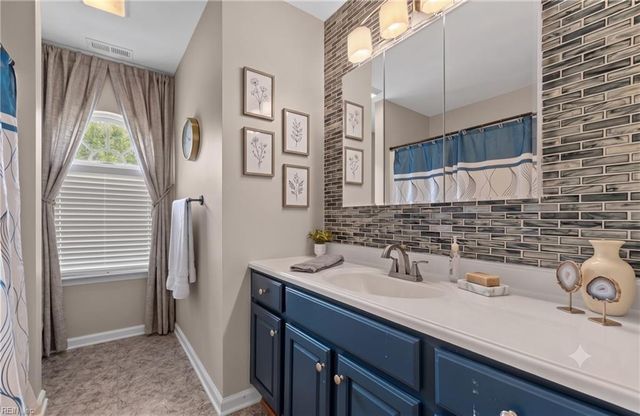 1964 Gravenhurst DR, Virginia Beach, VA 23464