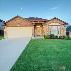 1521 Starlight Drive, Temple, TX 76502