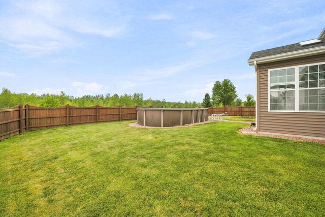 1425 S Saddlebrook Lane, Minooka, IL 60447