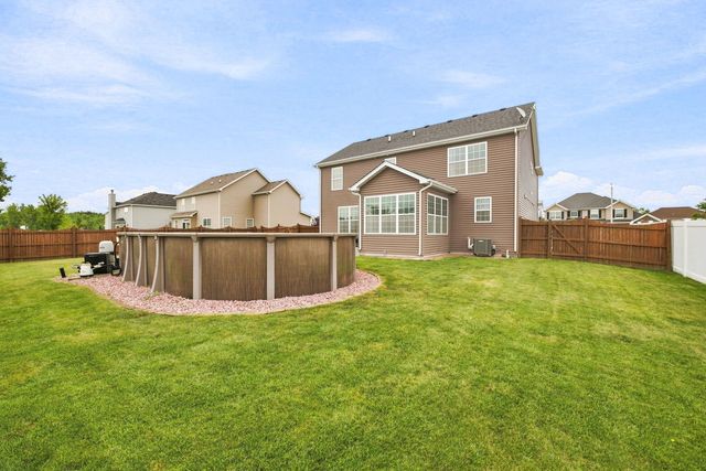 1425 S Saddlebrook Lane, Minooka, IL 60447