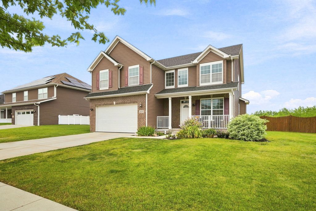 1425 S Saddlebrook Lane, Minooka, IL 60447