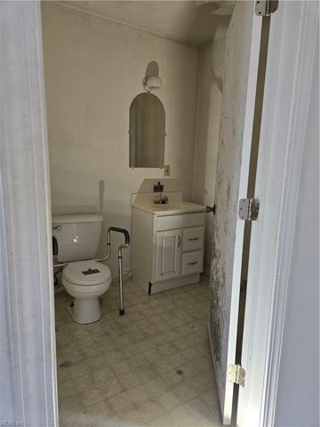 30097 Sycamore AVE, Sedley, VA 23878