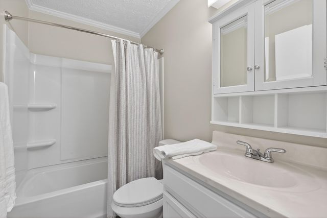 3504 Gunbow Court, Lexington, KY 40517