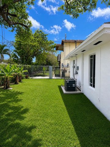 7529 NW 1st Ave, Miami, FL 33150