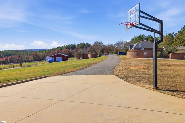 517 Cub Creek Road, Ellenboro, NC 28040